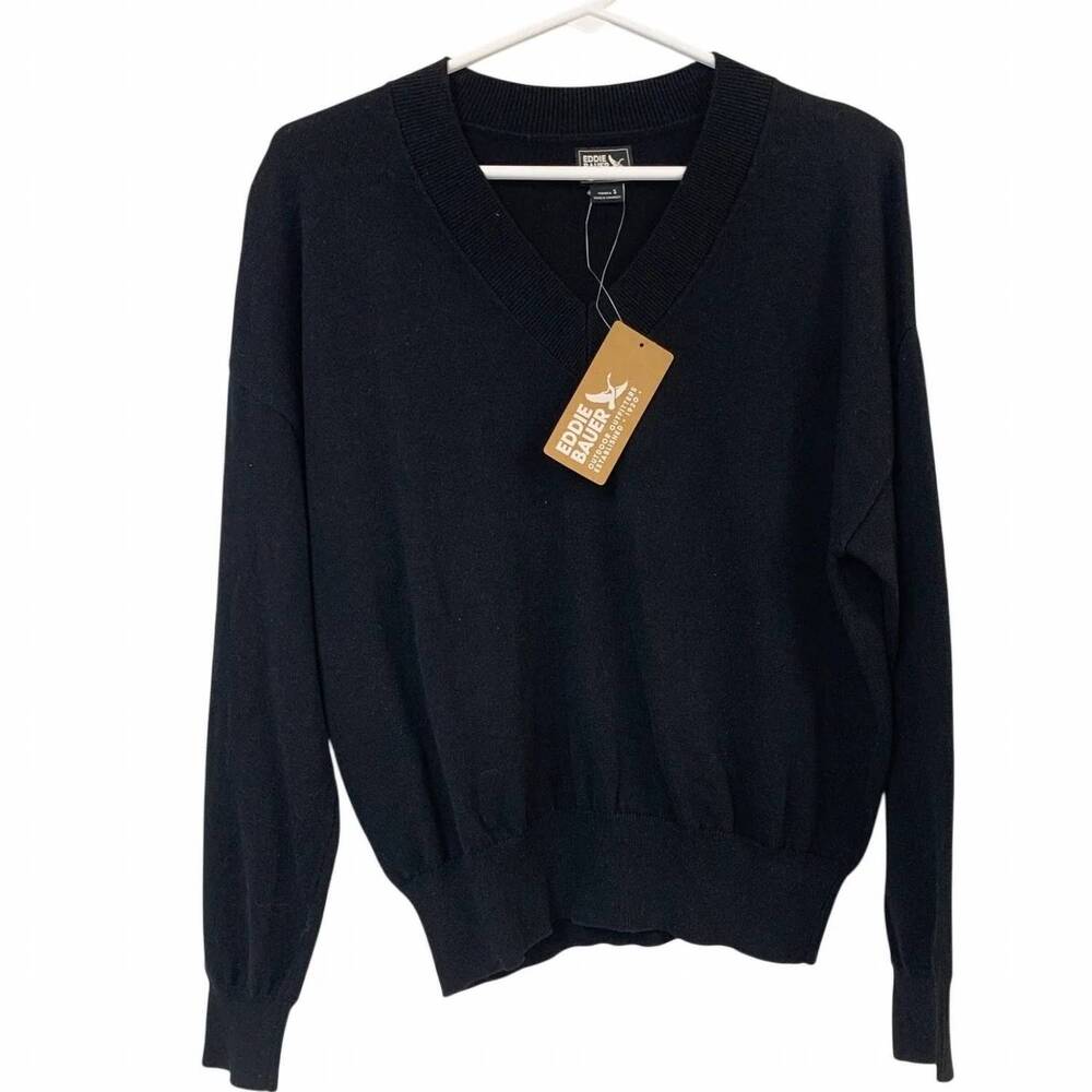 NEW EDDIE BAUER women's everyday long sleeve v-neck sweater in black